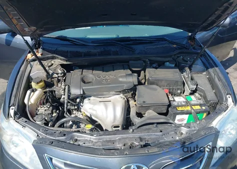 2011 Toyota Camry Xle z USA, uszkodzony, nr VIN 4T4BF3EK1BR110507